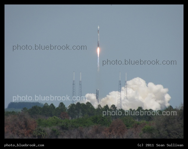 Atlas Launch - Launch of an Atlas-V rocket with the first SBIRS payload on May 7, 2011 from launch pad 41, Cape Canaveral FL