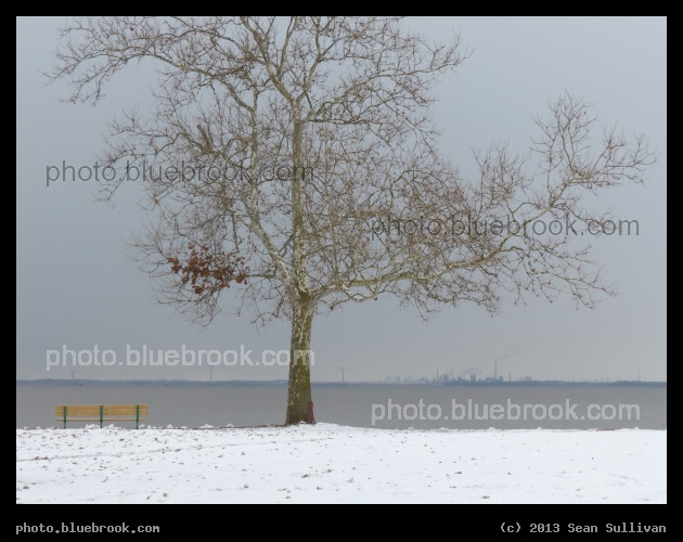Delaware Shoreline - Looking south along the Delaware River from Battery Park, New Castle DE