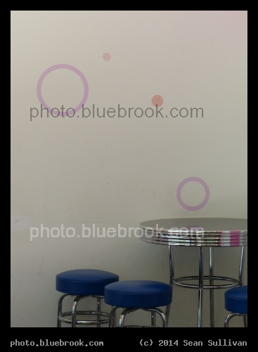 Circles on the Wall - At a bakery in downtown St Petersburg, FL