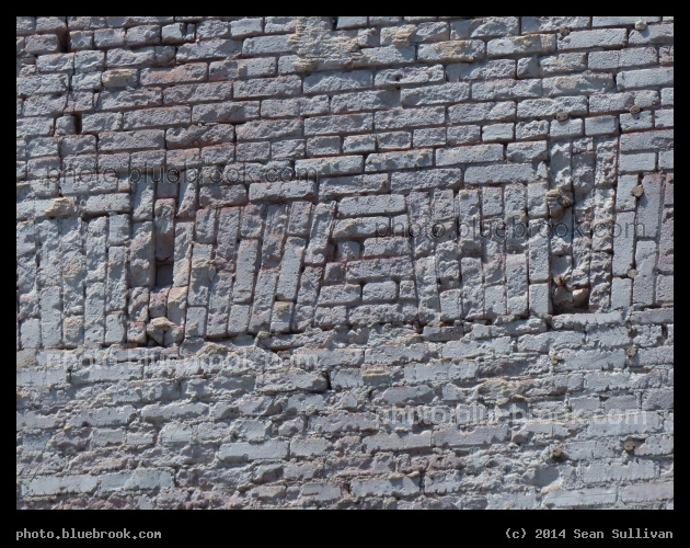 White Brick Arrangement - Asheville, NC