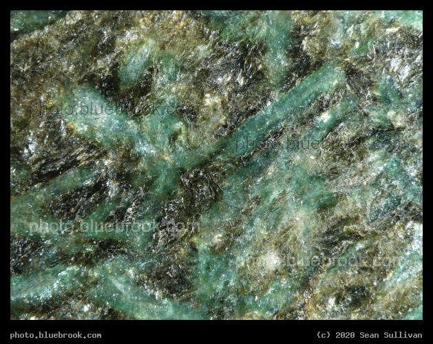 Chrome Mica Detail - Corvallis MT